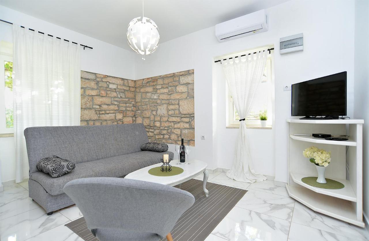 Вилла House 1037 Фажана Экстерьер фото