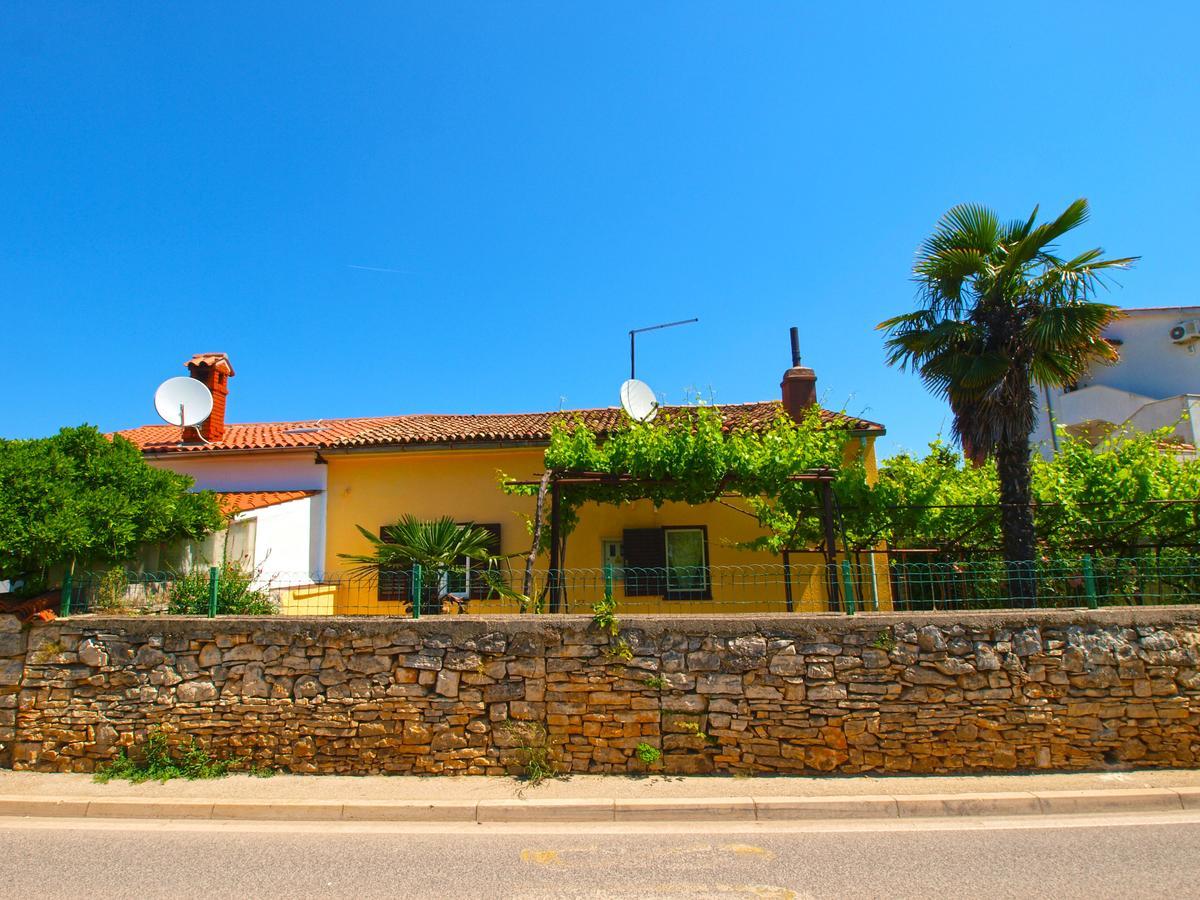 Вилла House 1037 Фажана Экстерьер фото